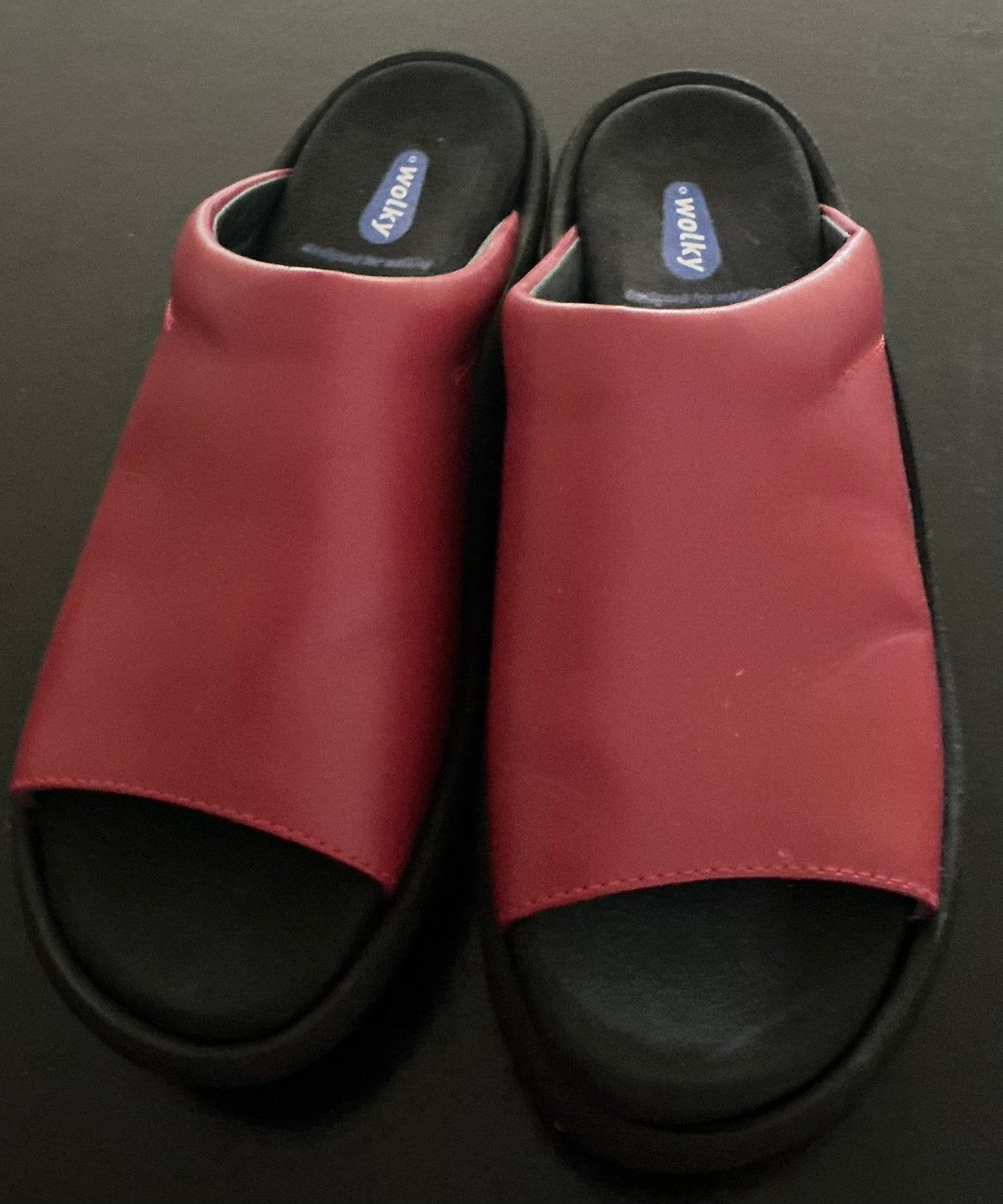 Wolky dames slipper rood leer maat 44, Kleding | Dames, Schoenen, Ophalen of Verzenden, Zo goed als nieuw, Rood