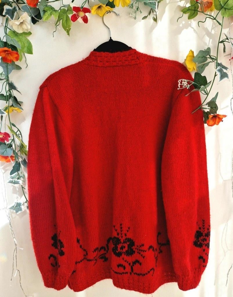 Prachtig vintage dik elegant rood vest met bloemen, Ophalen of Verzenden, Zo goed als nieuw, Maat 46/48 (XL) of groter, Rood