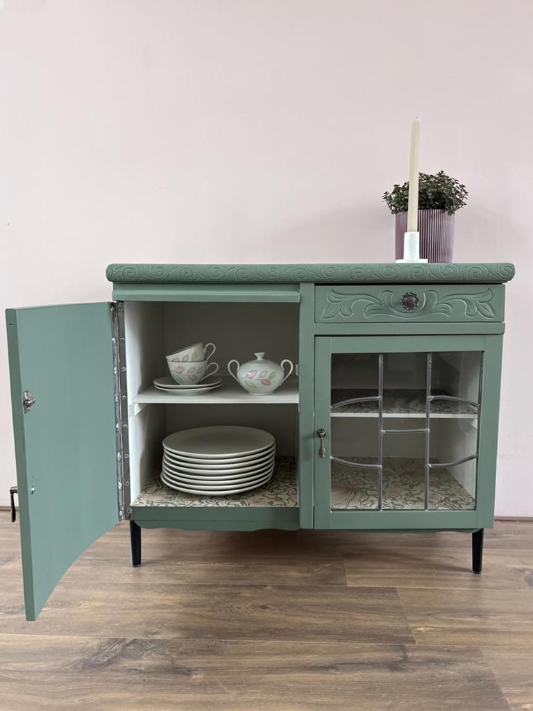 Leuk antiek vitrinekastje met glas in lood., Ophalen, Glas, Met deur(en), 50 tot 100 cm