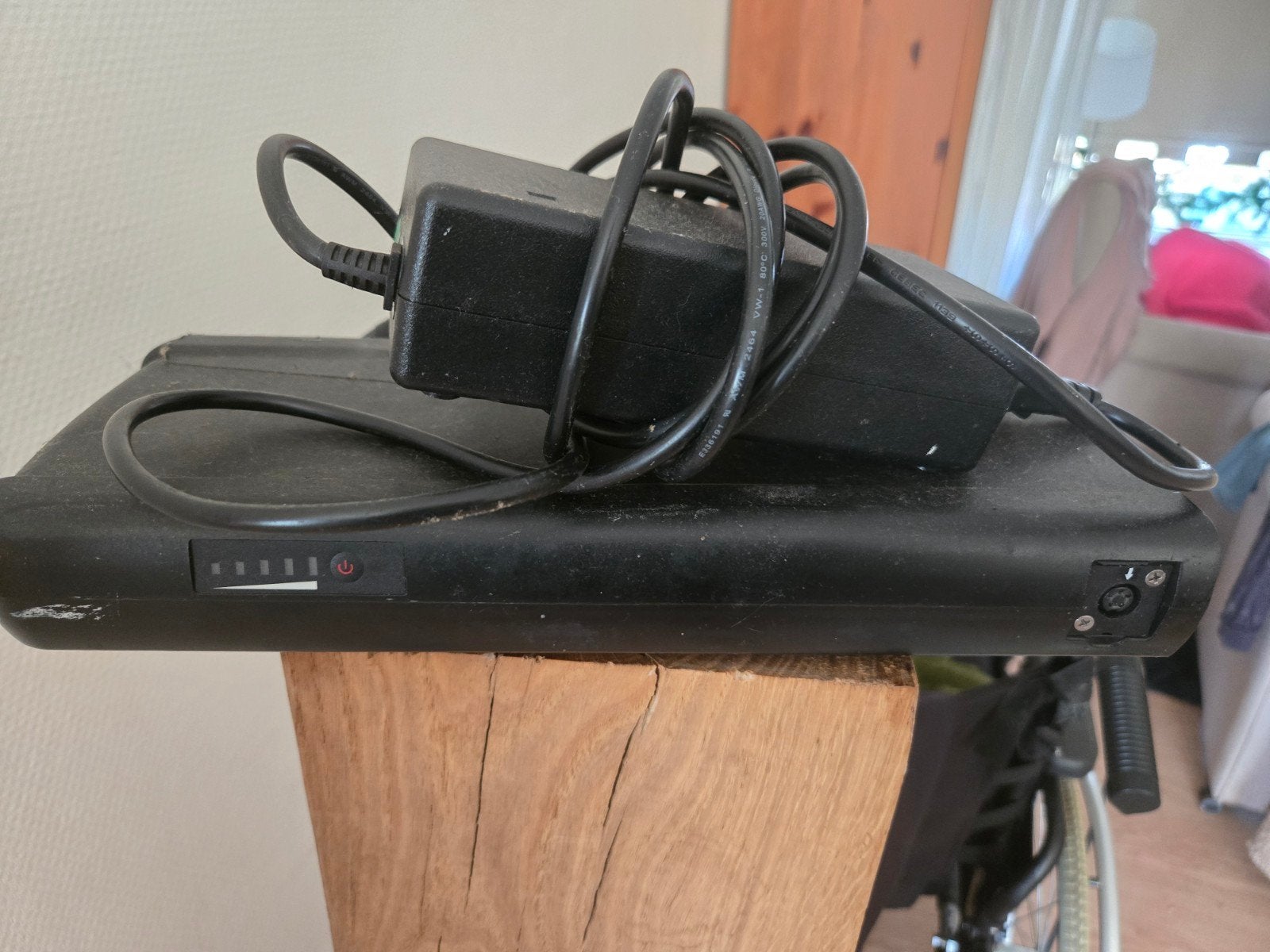 E-bike accu met lader - Gebruikt, Ophalen of Verzenden, Gebruikt