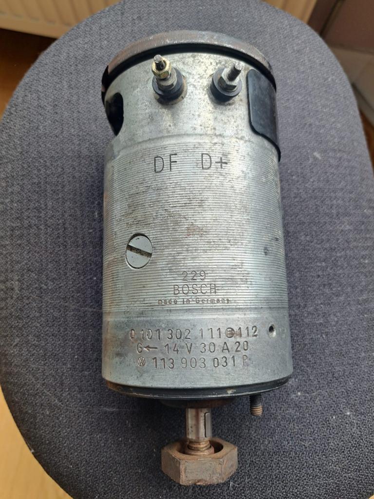 Bosch Dynamo 6V 30A voor Volkswagen Oldtimer, Ophalen of Verzenden, Gebruikt, Volkswagen