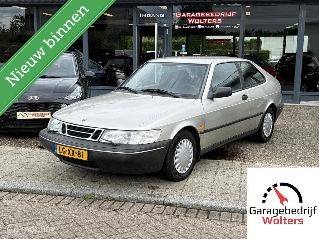 Saab 900 Coupé 2.0 S AUTOMAAT AIRCO ZEER NETJES, Gebruikt, Zwart, 4 cilinders, Met garantie (alle)