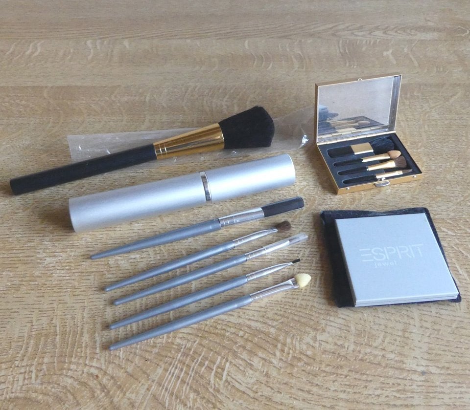 Set make-up kwasten Esprit spiegeltje grote kwast, Gehele gezicht, Ophalen of Verzenden, Zo goed als nieuw, Toebehoren
