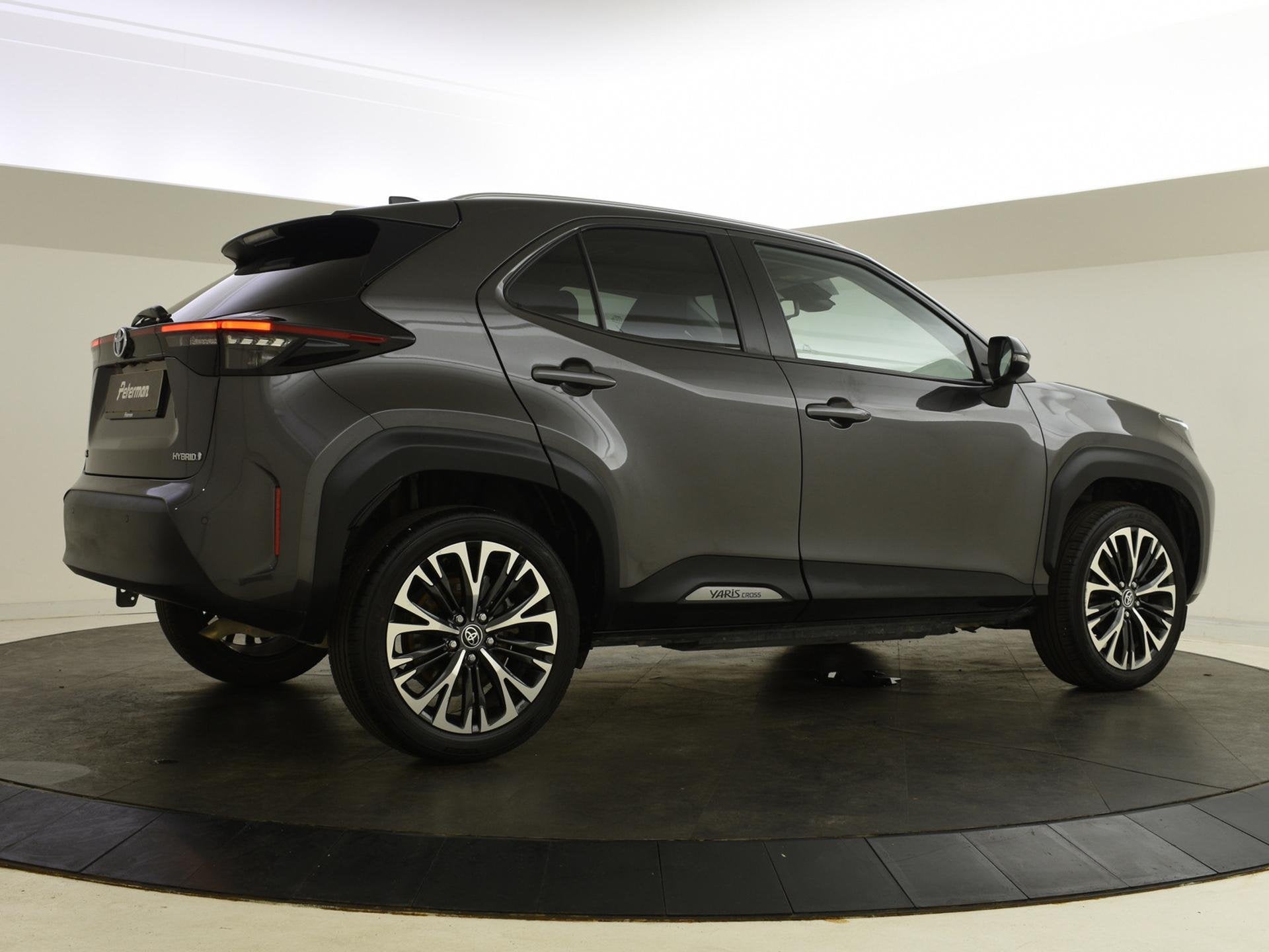 Toyota Yaris Cross 1.5 Hybrid Adventure | Panoramadak | Half, Auto's, 12 maanden, Gebruikt, 1490 cc, Bedrijf