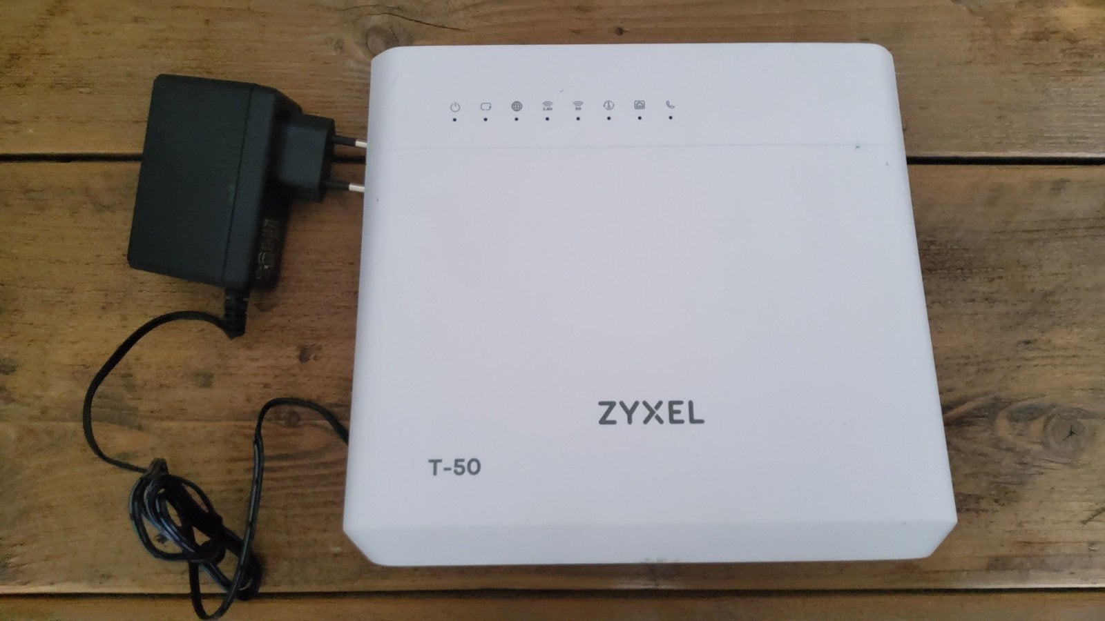 Zyxel VMG8825-T50 Router met modem, Computers en Software, Ophalen of Verzenden, Zo goed als nieuw, Router met modem, Zyxel
