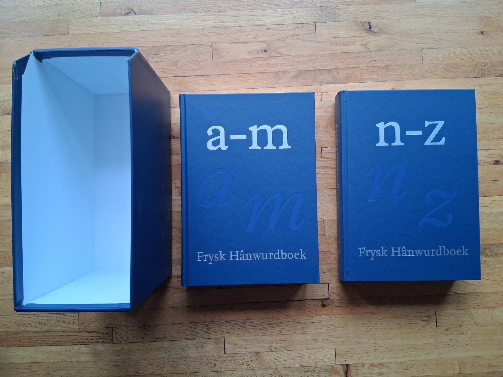 2 delige zgan set frysk hanwurdboek afuk met 70.000 woorden, Ophalen of Verzenden, Zo goed als nieuw, Overige uitgevers, Nederlands