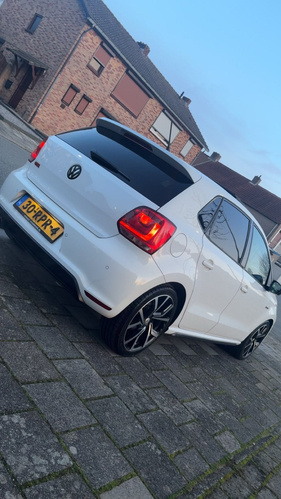 Volkswagen Polo 1.4 TSI 132KW DSG 2011 Wit, Auto's, Volkswagen, Polo, Benzine, C, Hatchback, Automaat, Origineel Nederlands, Wit