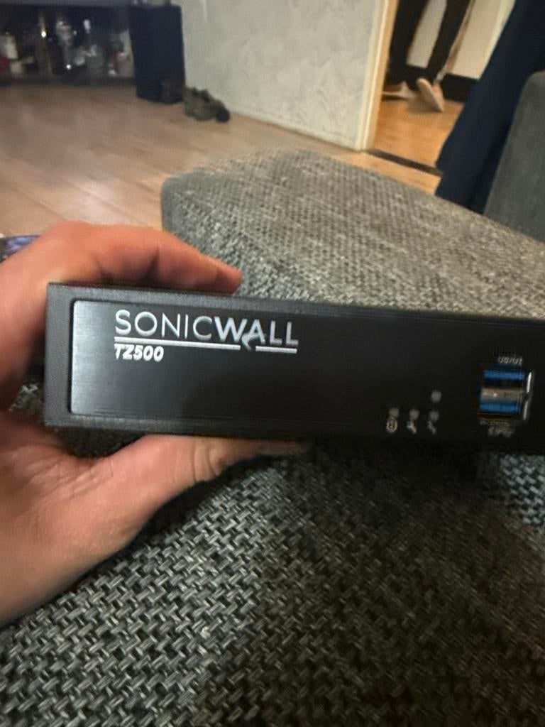 SonicWall TZ500 Firewall/Router, Ophalen, Zo goed als nieuw, Router