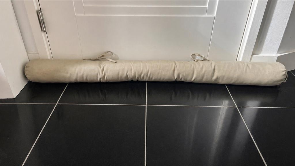 Nieuwe taupe linnen deurstopper - 120cm tochtstopper, Ophalen of Verzenden, Nieuw, Binnen