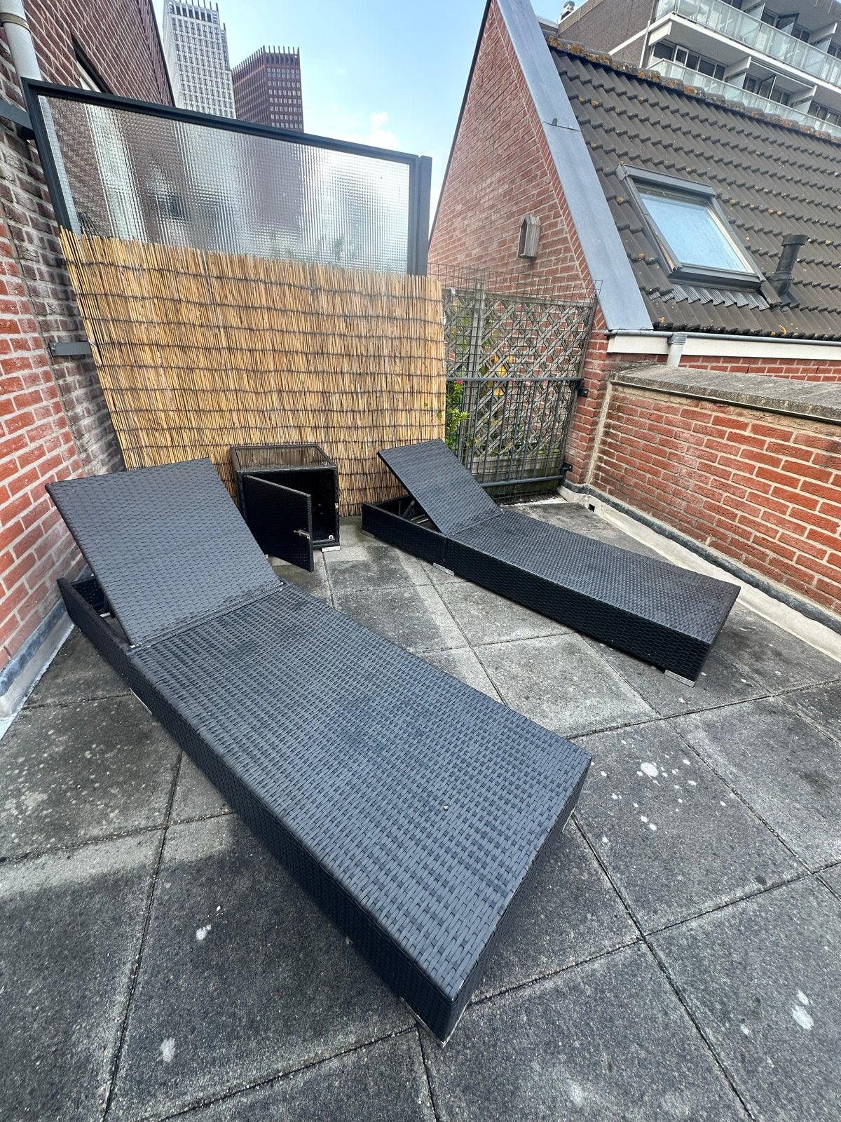 Ligbedden en bijzettafel wicker/rotan, Ophalen, Gebruikt, Wicker, Verstelbaar