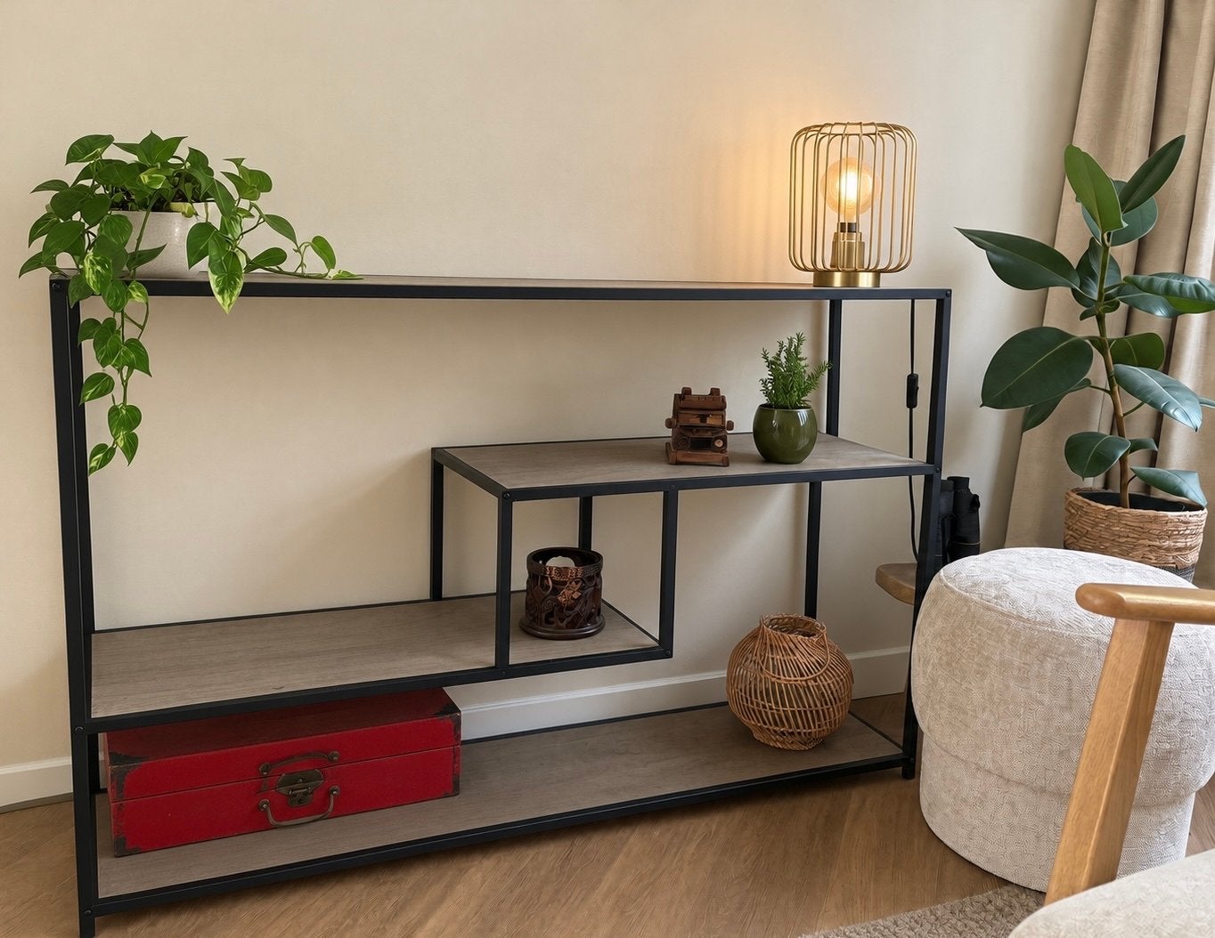 Modern industrieel dressoir/kast, Ophalen, Zo goed als nieuw