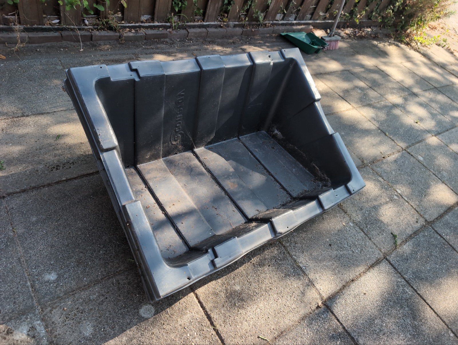 6 Schuine bakken voor zonnepanelen, Ophalen