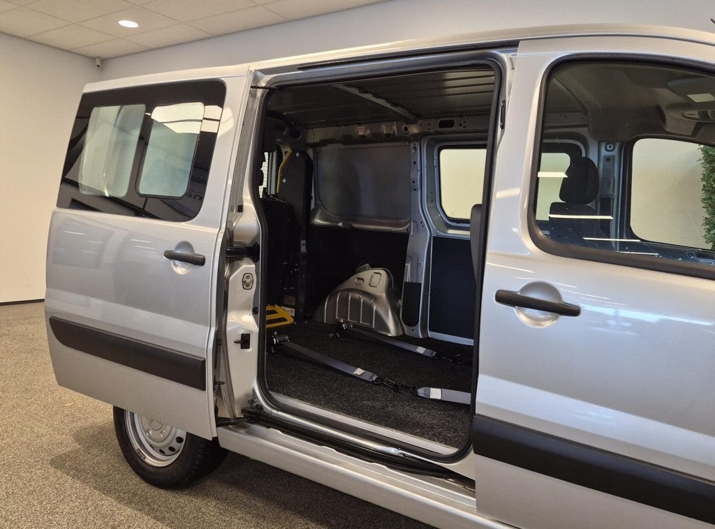 Citroën Jumpy GB 2.0 HDi 125PK FAP 10 L1H1 (bj 2015), Auto's, Citroën, Stof, Gebruikt, Origineel Nederlands, 2 stoelen