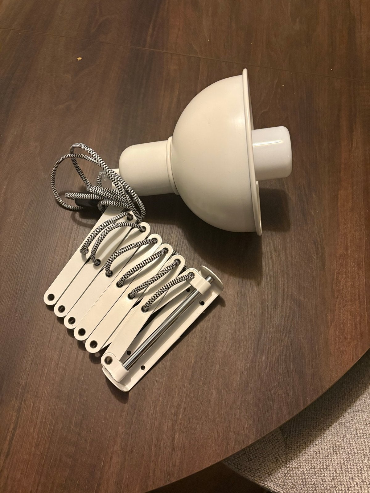 Uitschuifbare wandlamp met harmonica arm en schakelaar, Huis en Inrichting, Metaal, Wit, E27 (groot), Ophalen of Verzenden