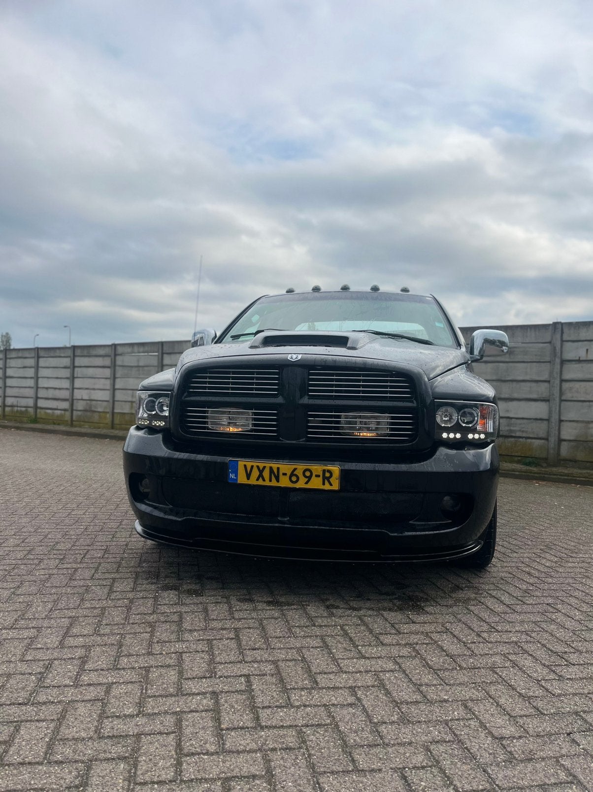 Dodge ram 1500 2002 Zwart, Automaat, 238 pk, Leder en Stof, Zwart