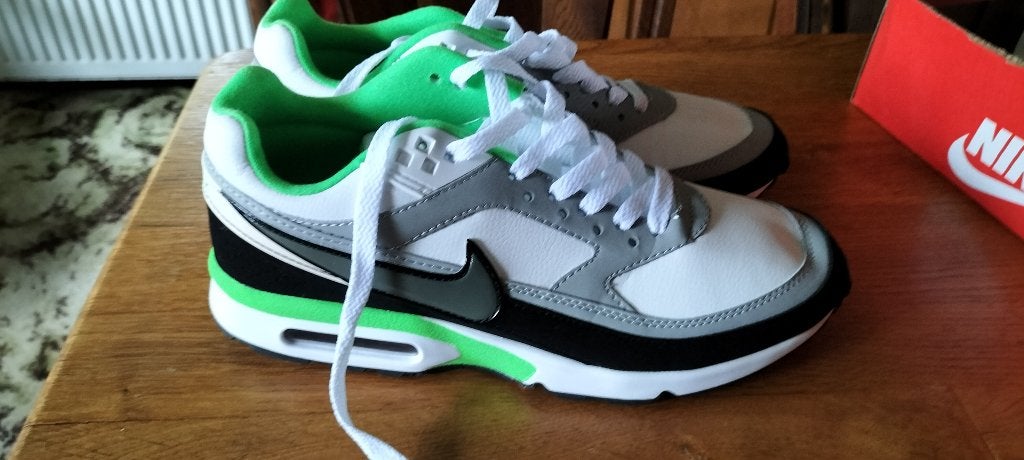 NIEUWE NIKE AIR MAX MAAT 44 !, Nike air max, Verzenden, Wit, Nieuw