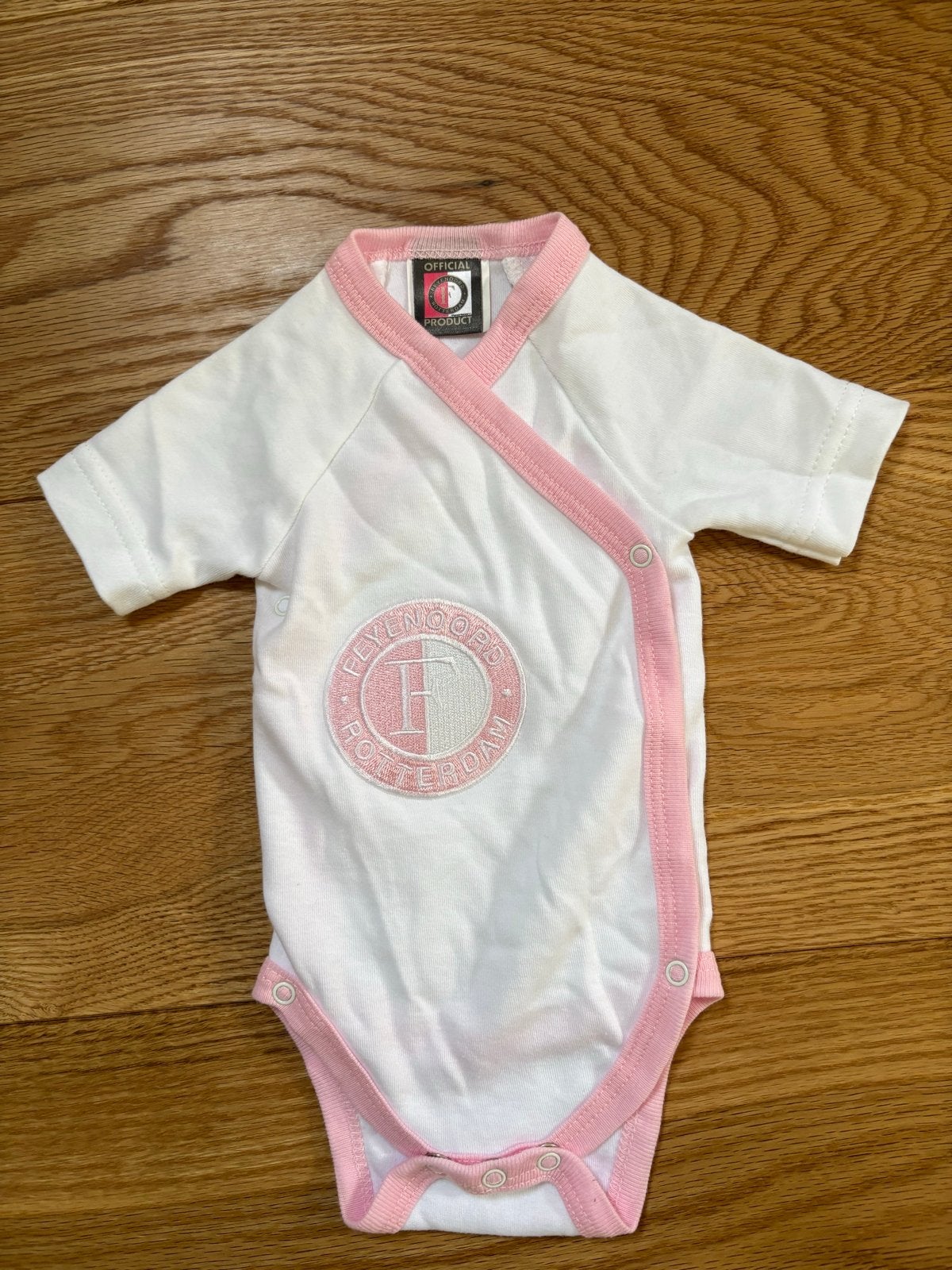 Originele Feyenoord romper meisje maat 50-56 newborn, Kinderen en Baby's, Ophalen of Verzenden, Nieuw, Meisje, Nacht- of Onderkleding