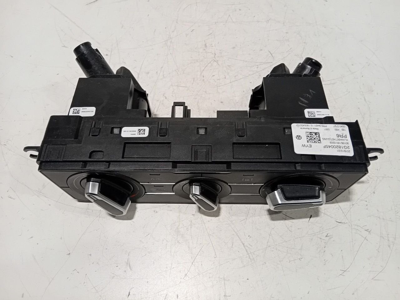 Bedieningspaneel kachel Volkswagen Polo, Onderdelen@venauto.nl, Van der Ven Autorecycling B.V., Gebruikt, Ettenseweg 76, 4706 PB Roosendaal, The Netherlands