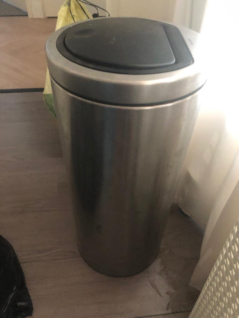 Pedaal emmer, 50 tot 75 cm, Ophalen of Verzenden, Metaal, 20 tot 30 liter
