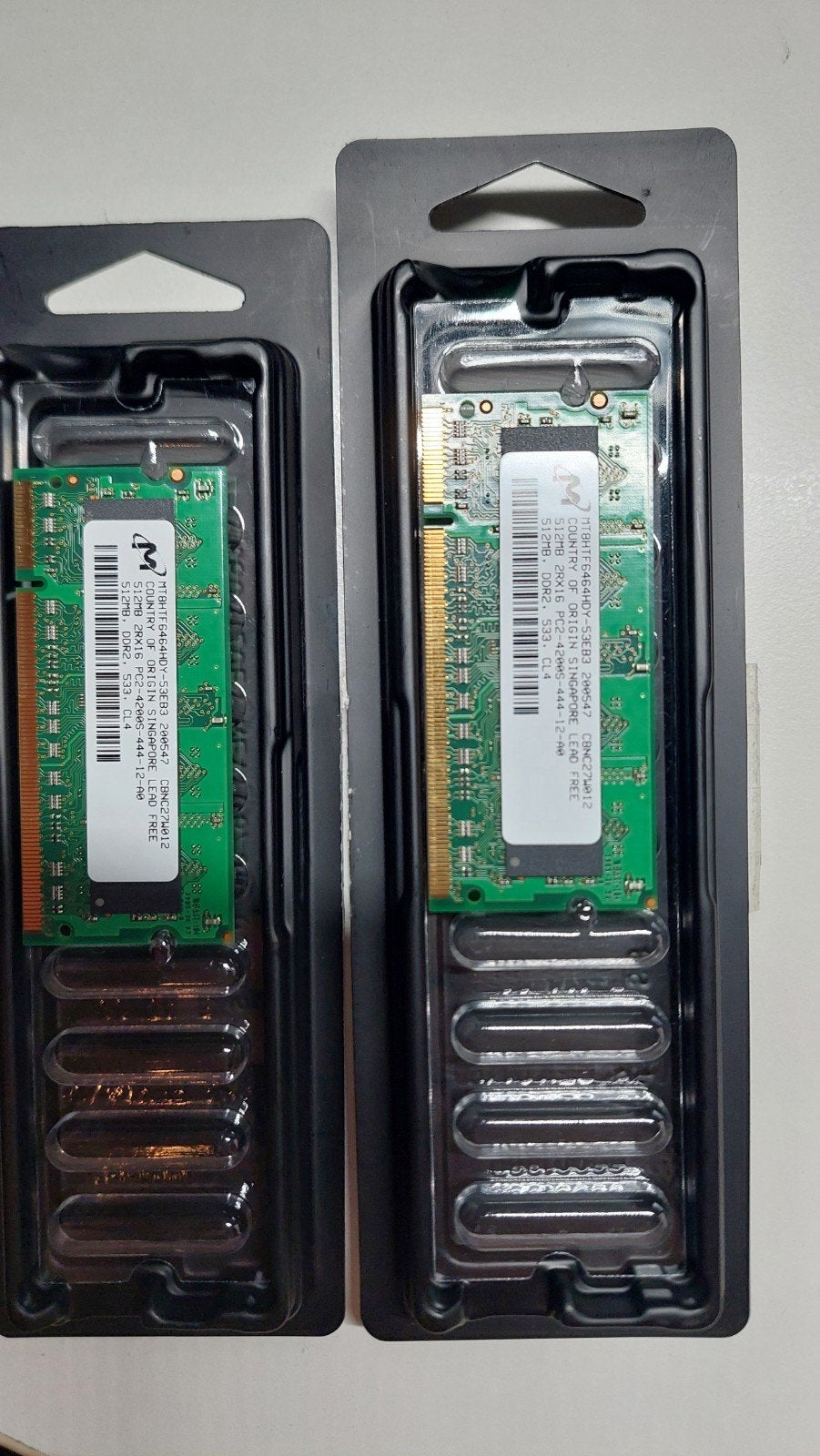 2x Micron 512MB DDR2 RAM PC2-4200S CL4 Laptop Geheugen, Ophalen of Verzenden