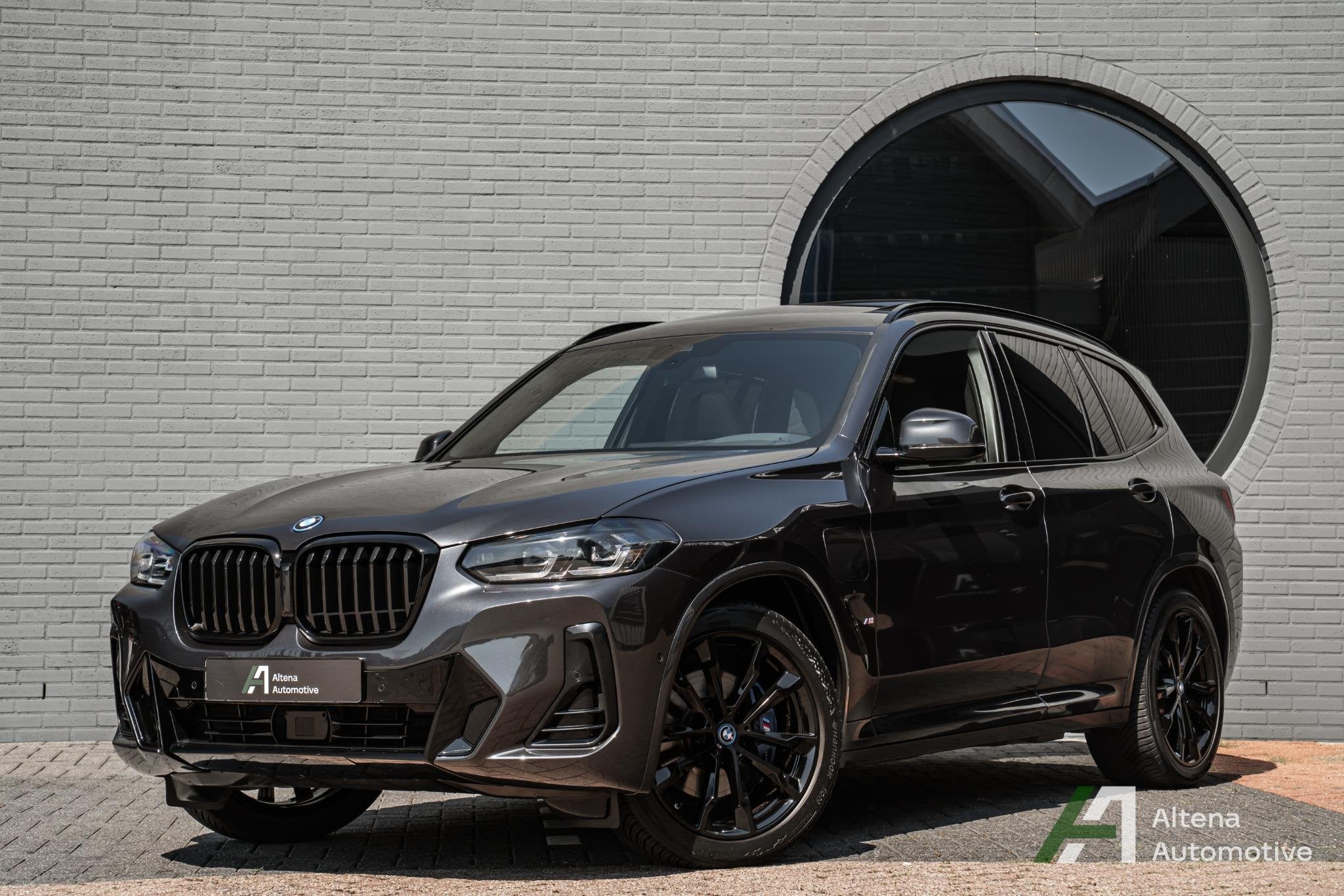 BMW X3 xDrive30e M-sport, BTW, M-sport stoel, panorama dak,, Gebruikt, 4 cilinders, Bedrijf, Vierwielaandrijving