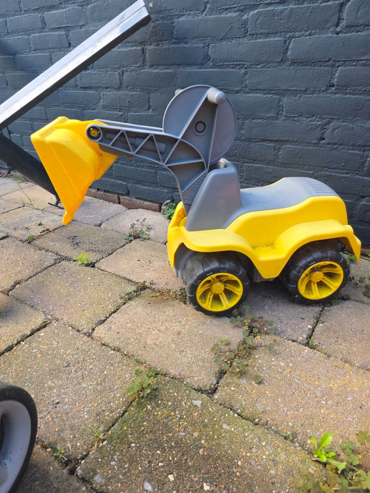 Gele loopgraafmachine voor kinderen, Ophalen of Verzenden, Gebruikt, Loopvoertuig