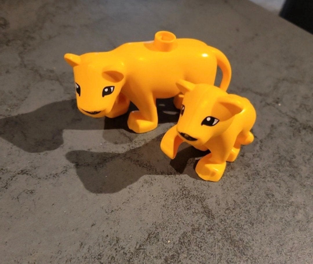 duplo leeuwen, Ophalen of Verzenden, Zo goed als nieuw