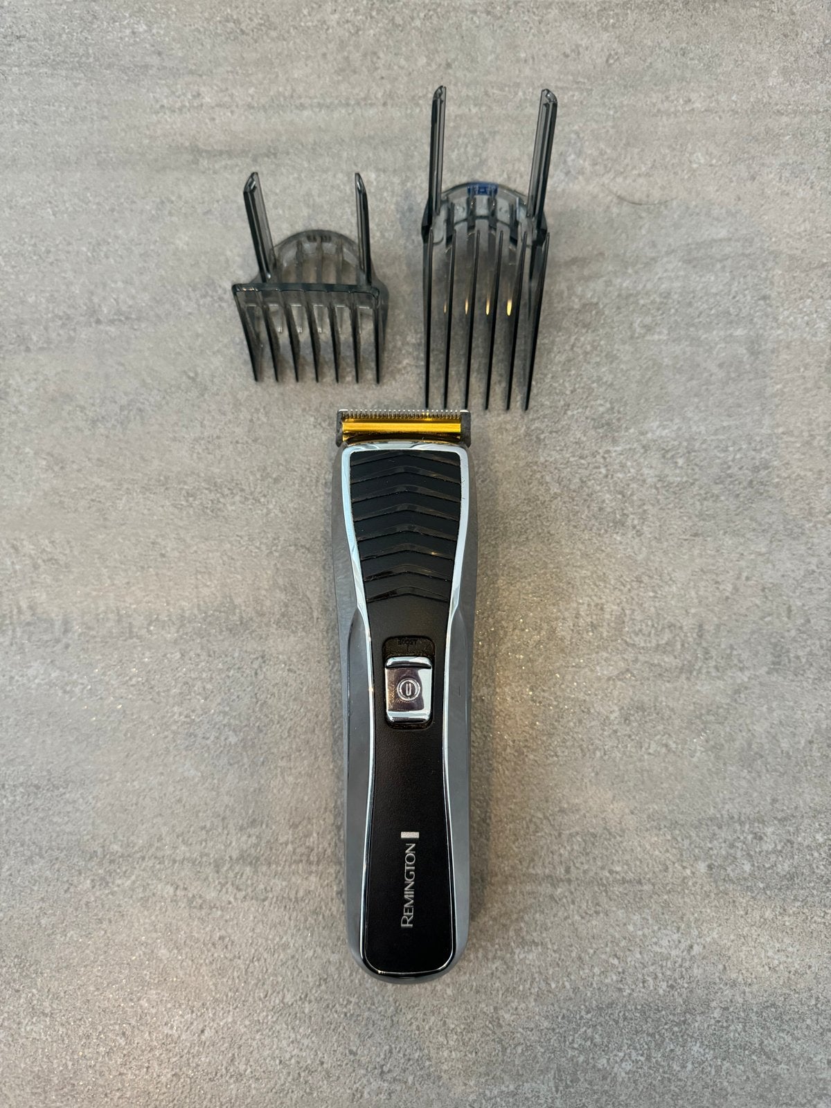 Remington Tondeuse met alle toebehoren, Ophalen of Verzenden, Zo goed als nieuw, Scheren en Epileren