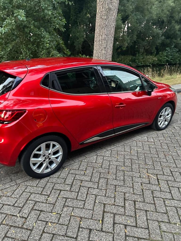 Renault Clio Energy TCe 90pk Eco2 S&S 2018 Rood, Voorwielaandrijving, 898 cc, 1057 kg, Origineel Nederlands
