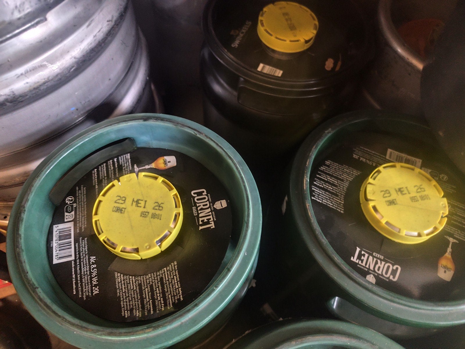 2 Cornet Oaked fusten - 20L (THT kort verlopen), Verzamelen, Ophalen, Flesje(s), Overige merken
