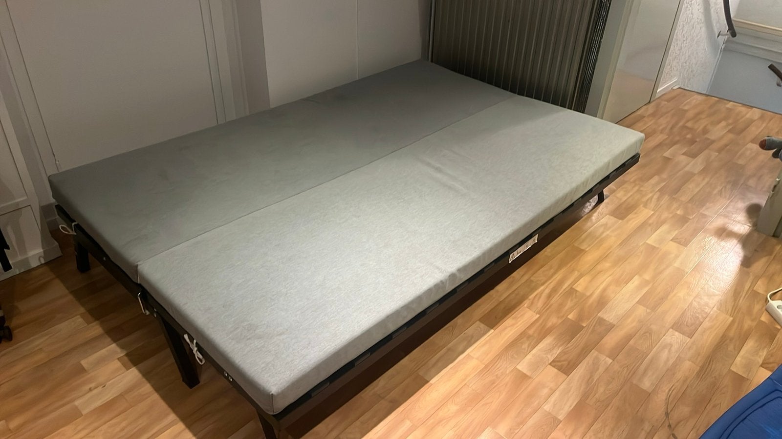 Slaapbank met Lattenbodems 130x200, Ophalen, Gebruikt, Tweepersoons, 140 cm