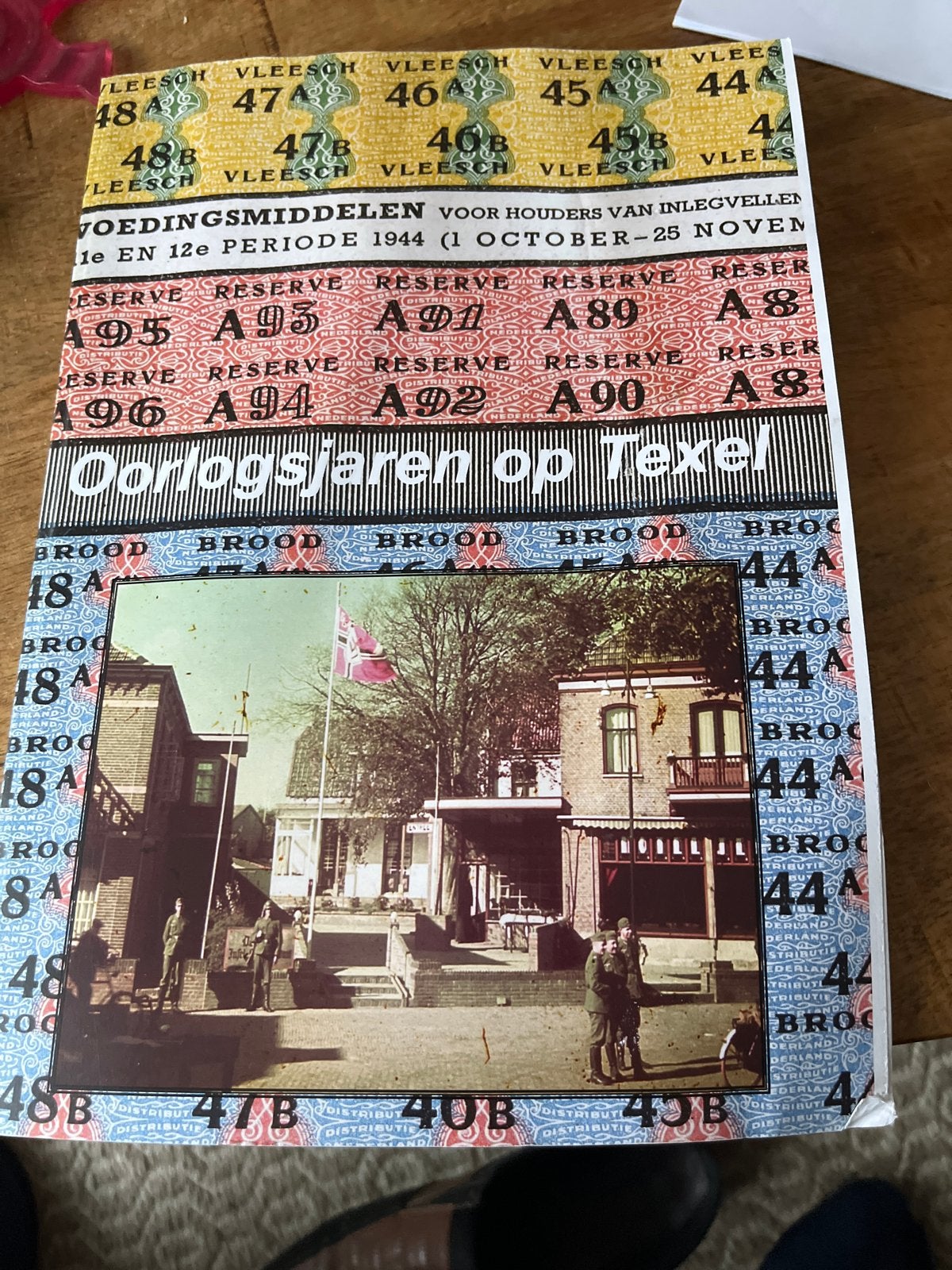 Oorlogsjaren op Texel - Boek over WOII, Ophalen, Tweede Wereldoorlog, Gelezen, Algemeen