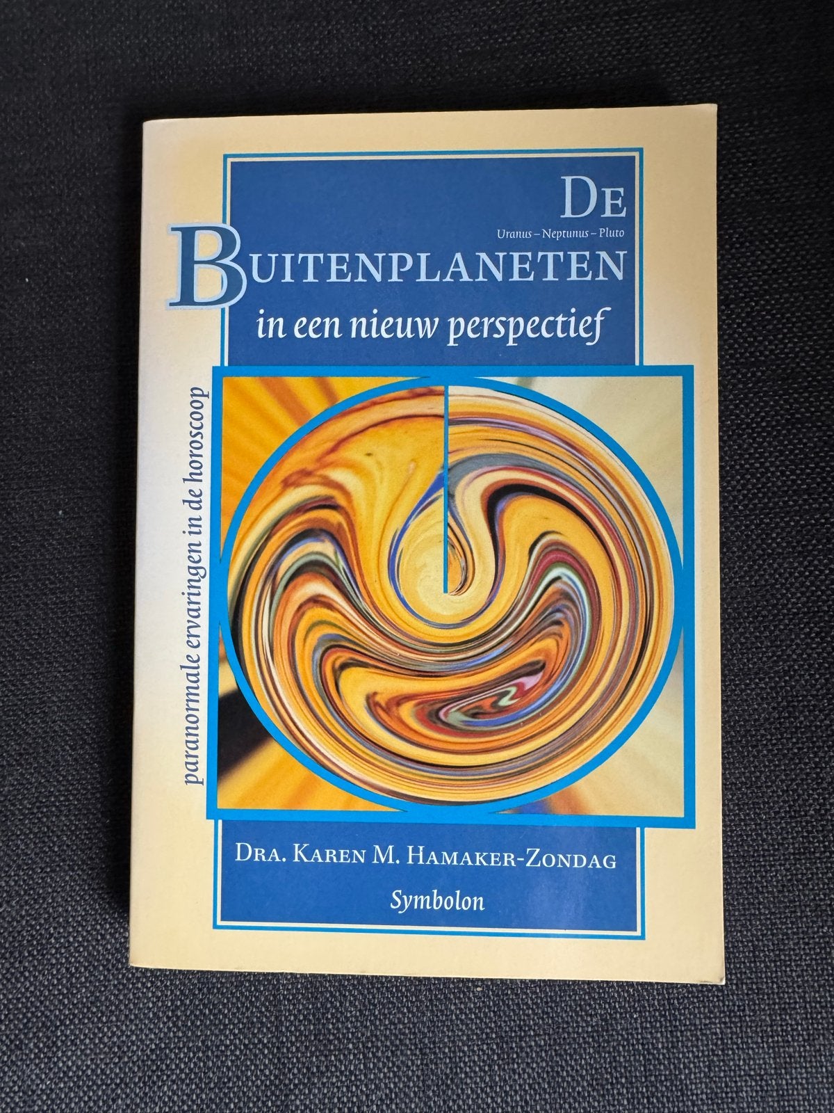De Buitenplaneten: Uranus, Neptunus, Pluto in horoscoop, Ophalen of Verzenden, Gelezen, Astrologie, Achtergrond en Informatie