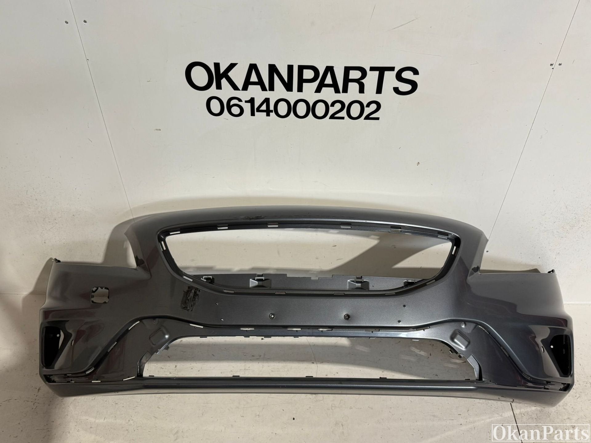 Volvo V40 R-Design voorbumper 31347085, Ophalen of Verzenden, Gebruikt, Voor, Bumper