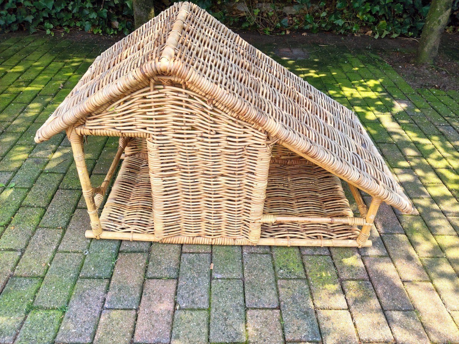 Rieten honden huisje, Ophalen, Riet