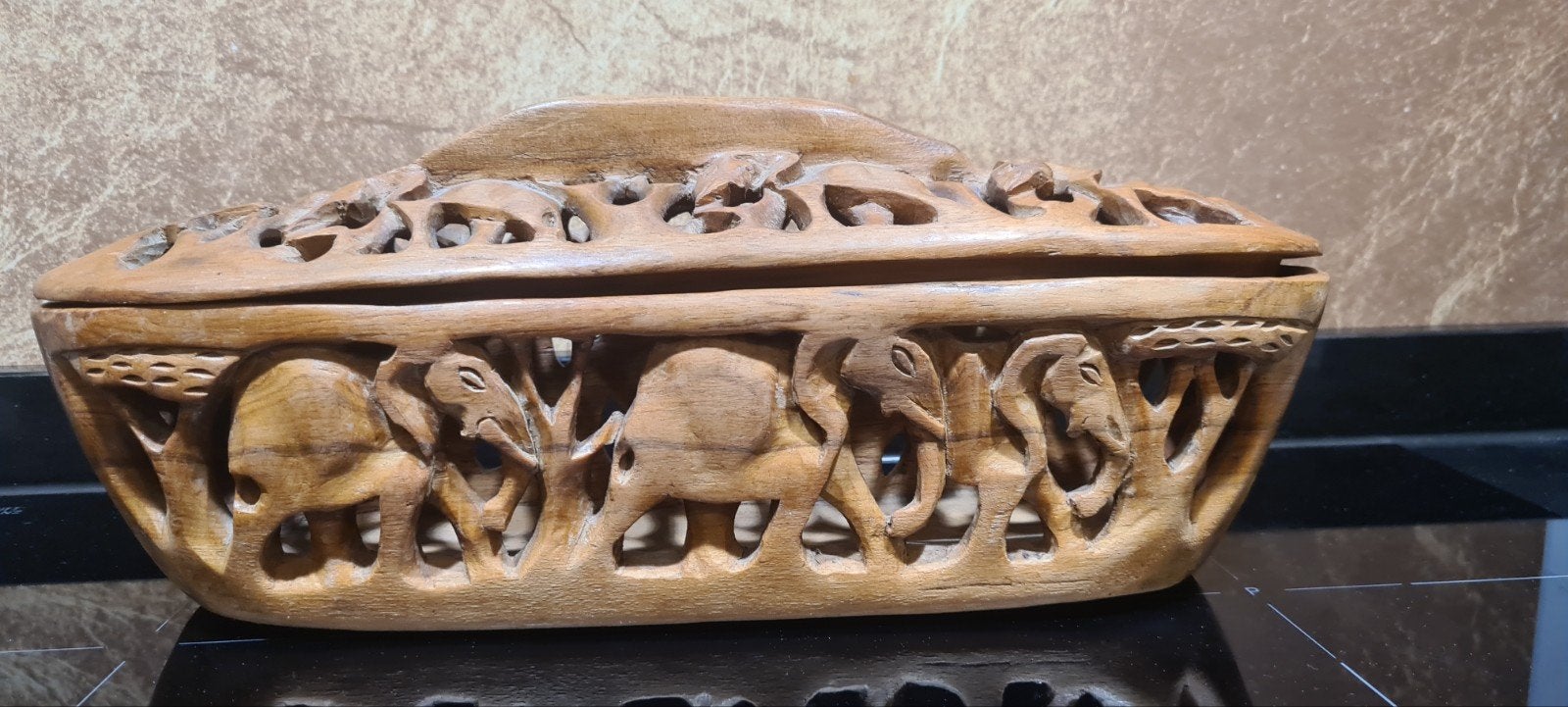 Prachtige Vintage Handmade Teakhouten Afrikaanse Broodma, Ophalen of Verzenden