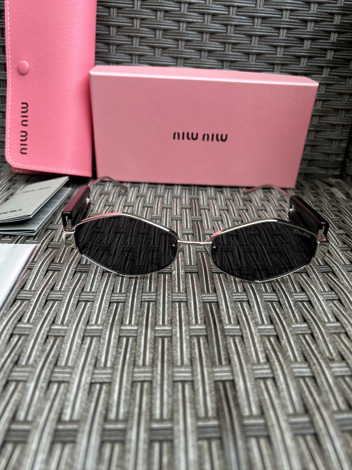 Miu Miu zonnebril, Verzenden, Nieuw, Overige merken