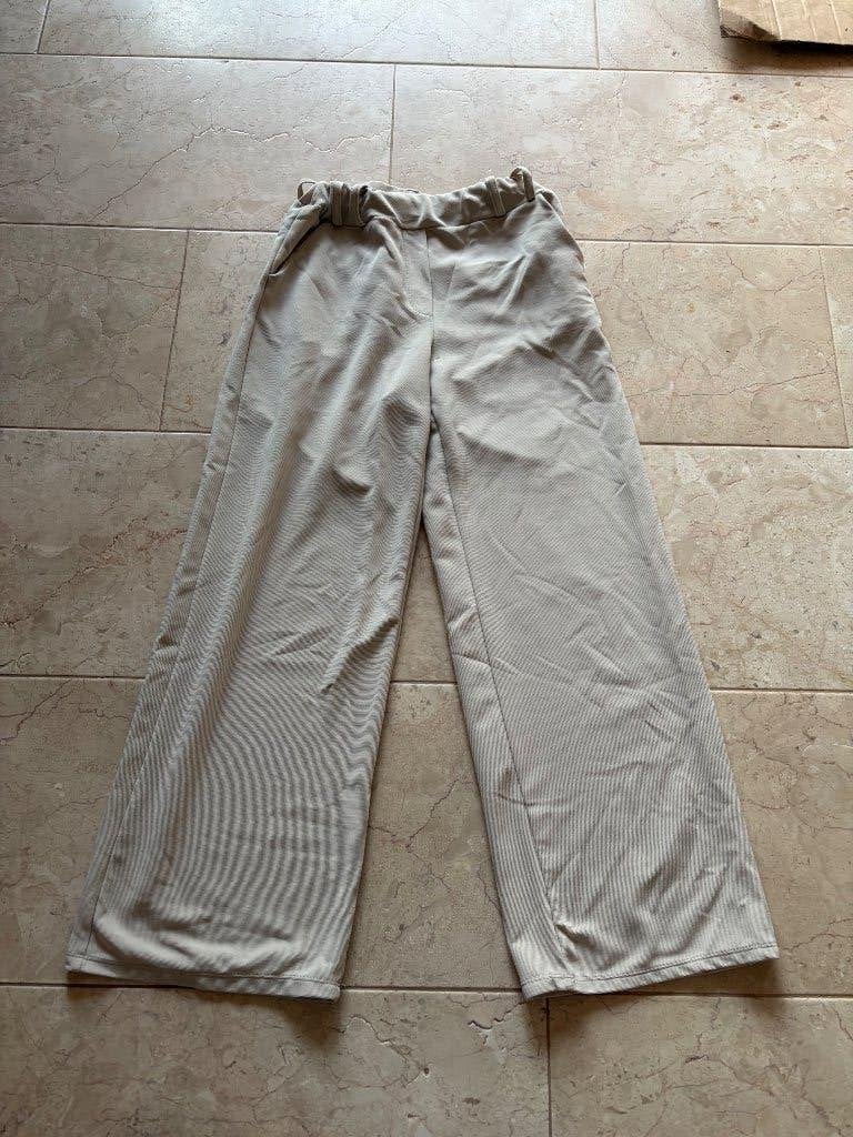 Crème kleurige broek maat L, Maat 42/44 (L), Ophalen of Verzenden, Lang, Gedragen