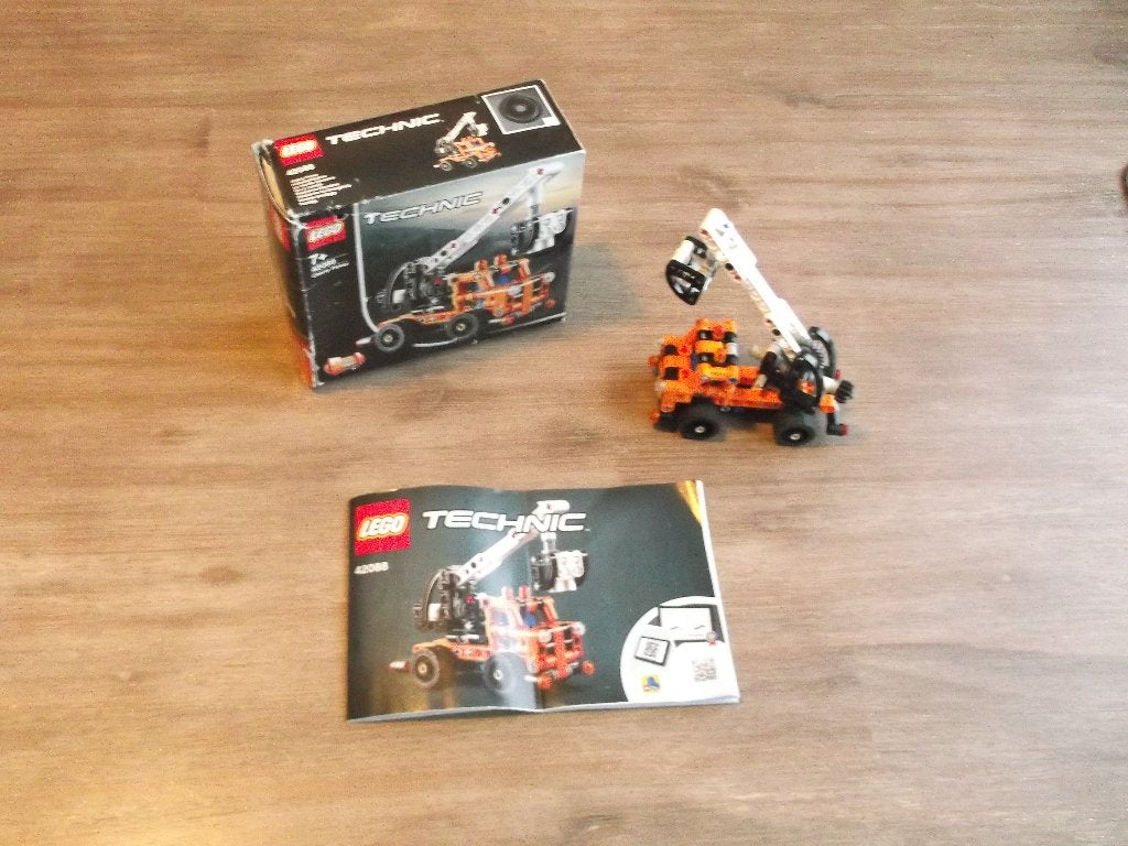 lego technic 42088 cherry picker (2019), Gebruikt, Lego, Ophalen of Verzenden, Technic