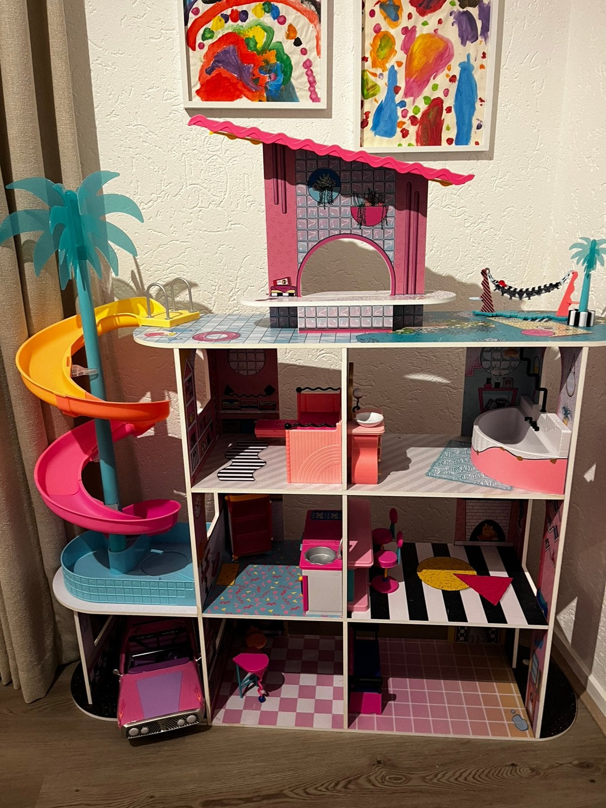 Groot L.O.L. Surprise! Poppenhuis meubels!, Ophalen, Zo goed als nieuw, Poppenhuis