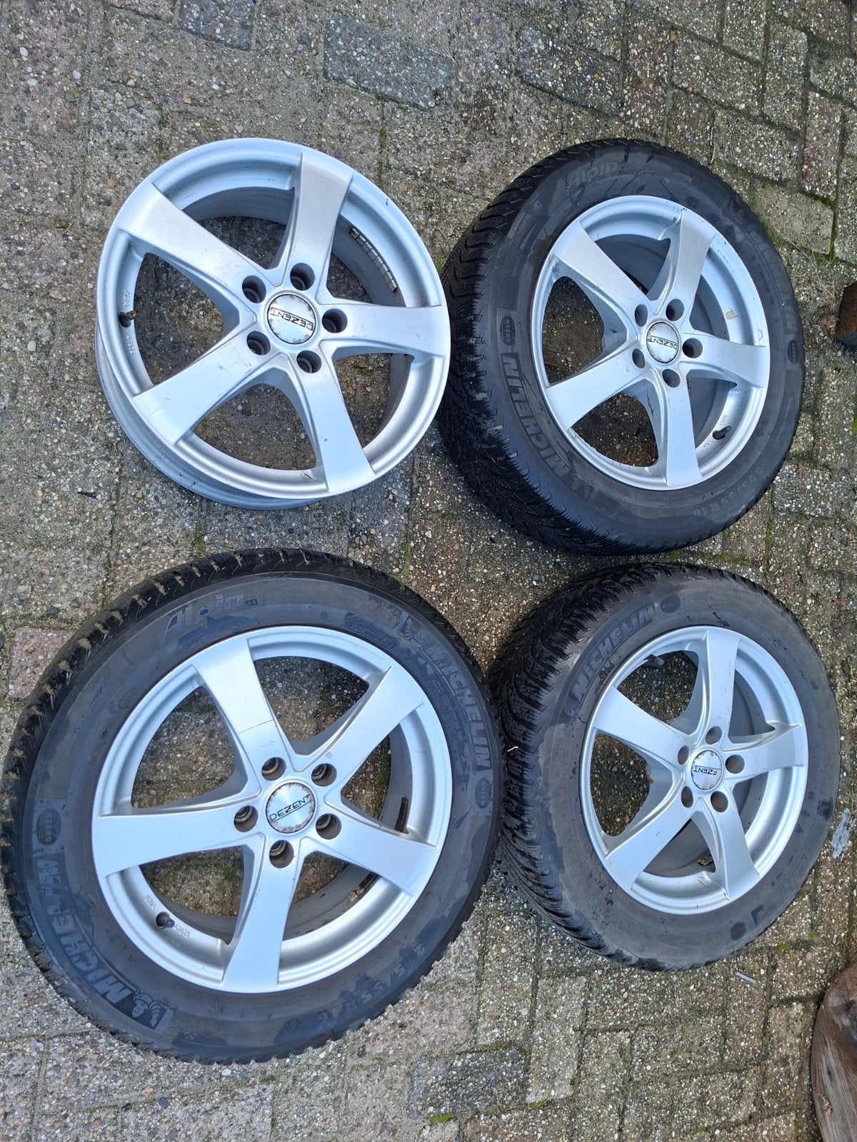 Set van 4 Dezent velgen met Michelin winterbanden, Ophalen, Gebruikt
