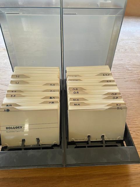 Rolodex voor 300 visitekaartjes, Diversen, Ophalen, Gebruikt