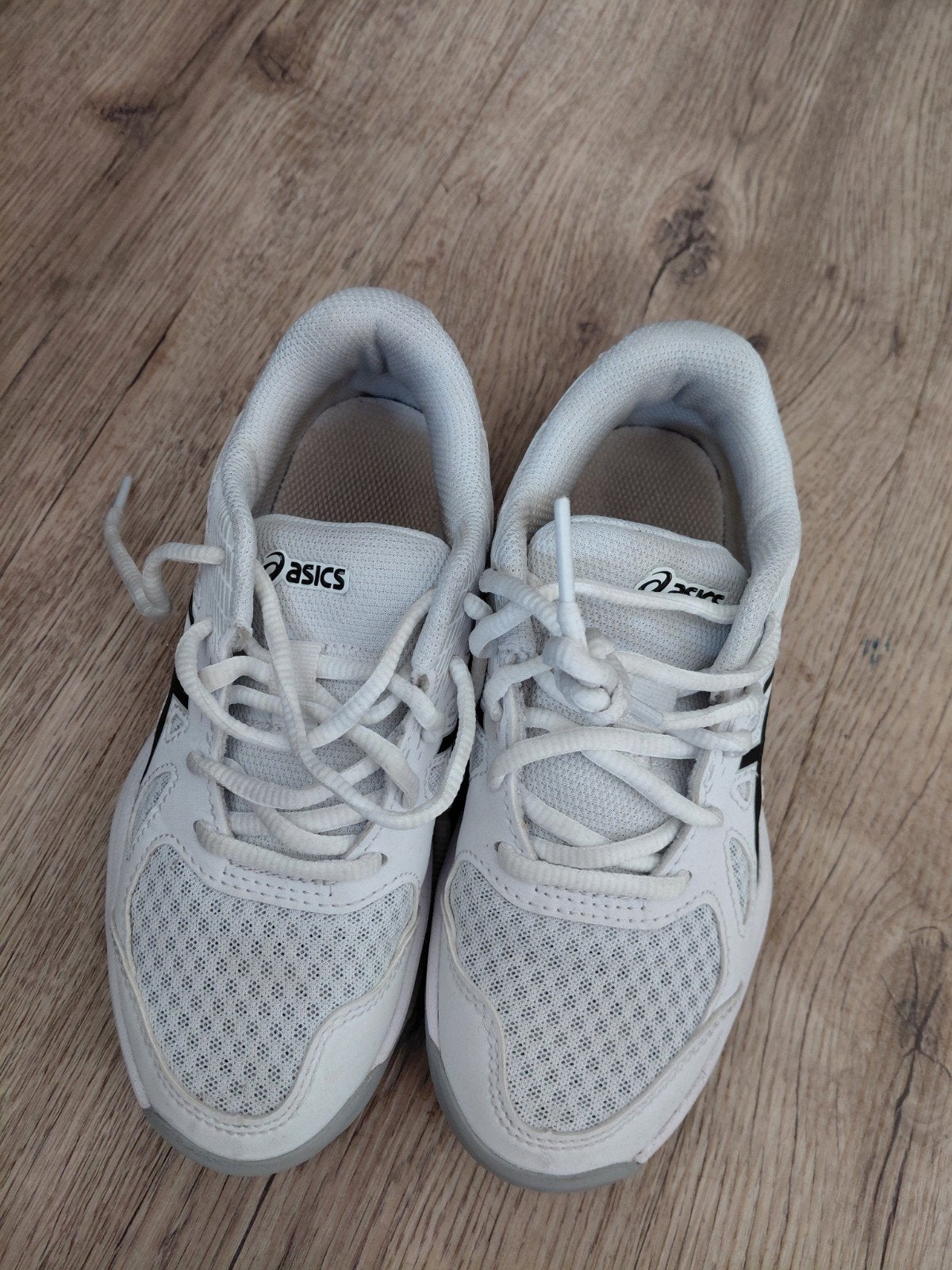 ASICS Sportschoenen Wit Maat 33, Kinderen en Baby's, Kinderkleding | Schoenen en Sokken, Ophalen, Zo goed als nieuw, Jongen of Meisje