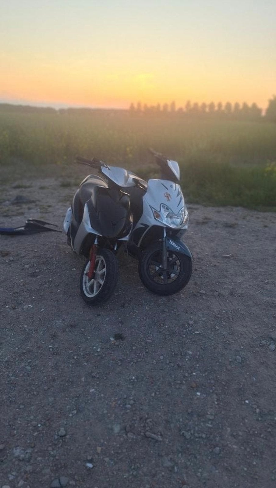 Yamaha jog r dd in onderdelen tekoop/teruil, Fietsen en Brommers, Scooters | Yamaha, Ophalen of Verzenden, Zo goed als nieuw