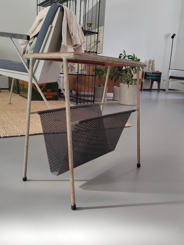 mid-century bijzettafel met lectuurbak in Pilastro stijl, Gebruikt, Metaal, Lectuurbak, Mid-century modern