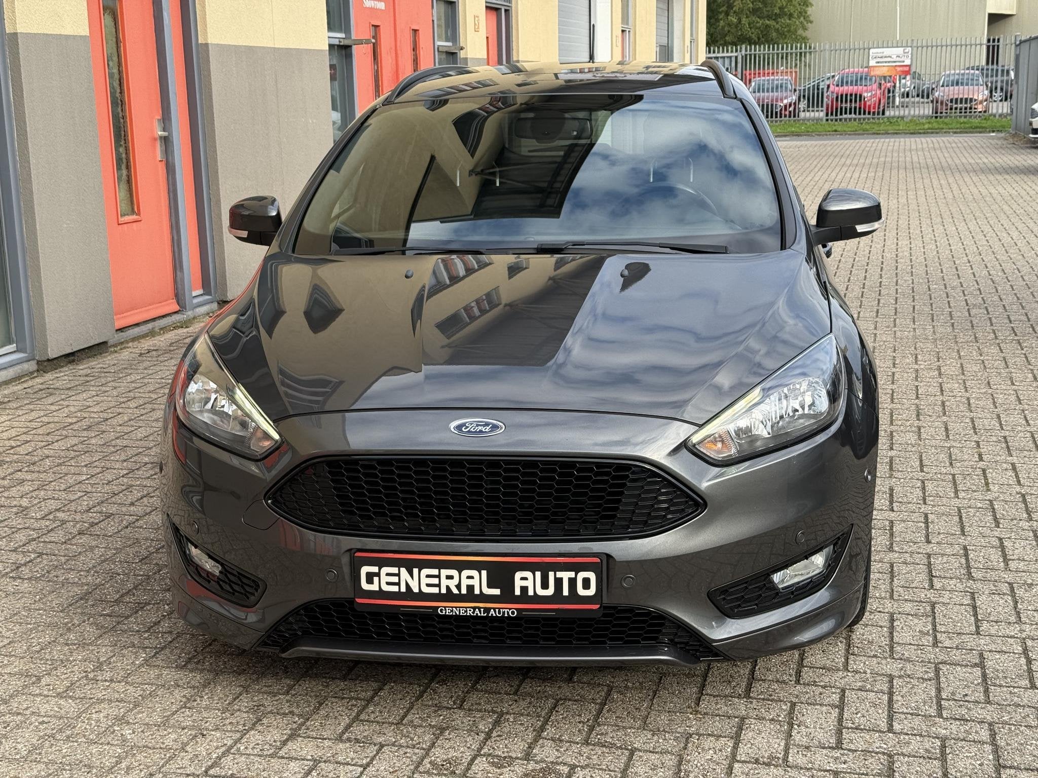 Ford Focus Wagon 1.0 EcoBoost ST Line, Navi, Nieuwe Distribu, Gebruikt, 1283 kg, Lane Keeping Assist, Handgeschakeld