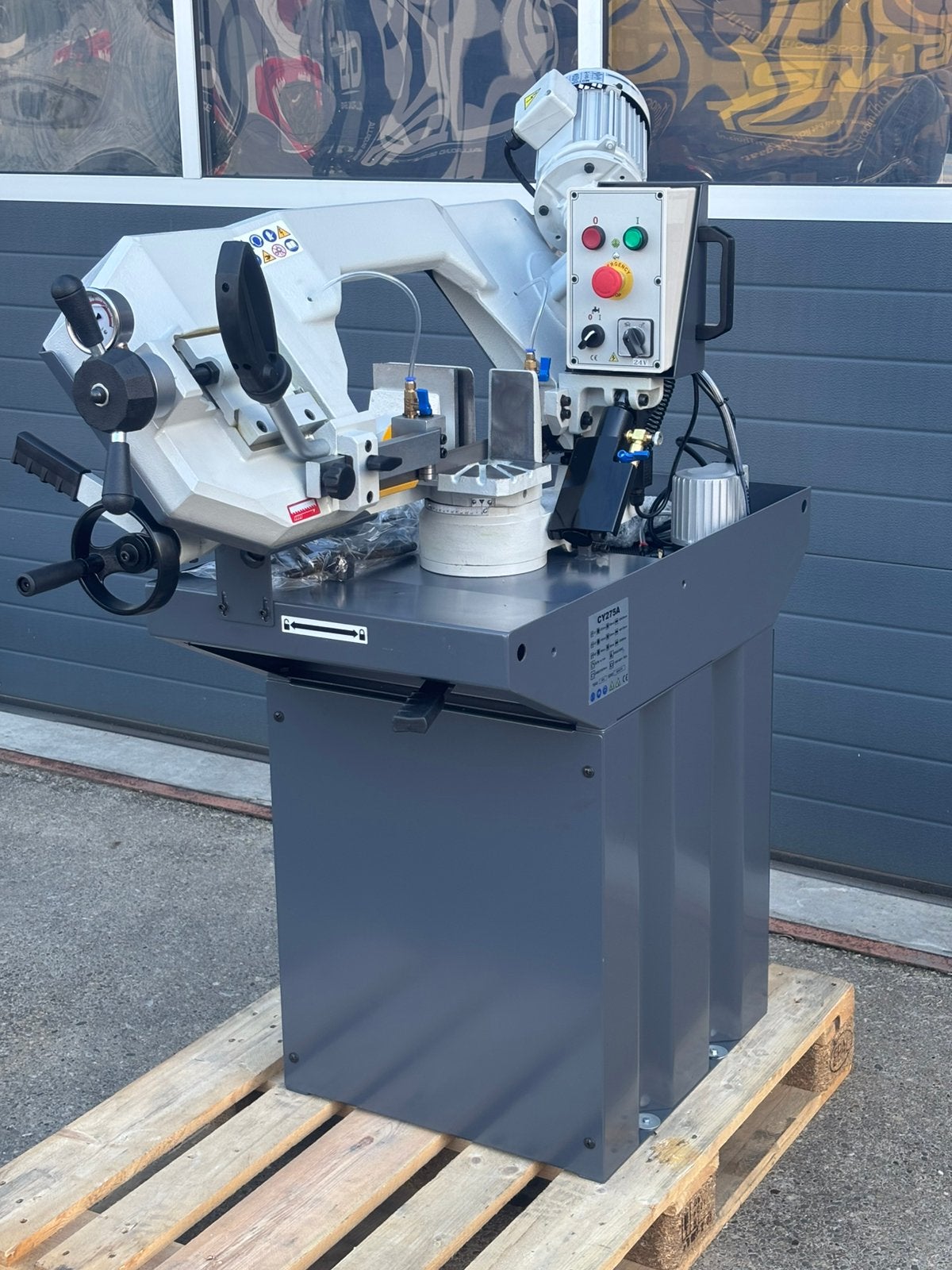 George Bandzaagmachine, Doe-het-zelf en Verbouw, Ophalen, 70 mm of meer, Nieuw, Afkortzaag