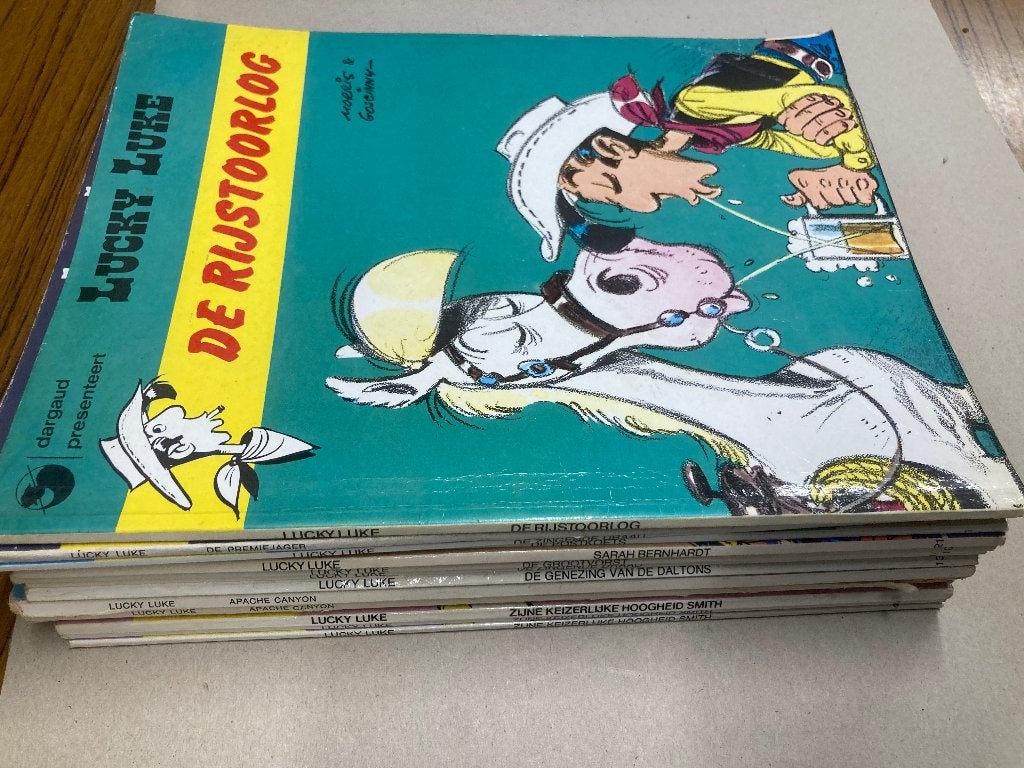 T.K. 43 Stripboeken van Lucky Luke Zie actuele lijst + DVD, Meerdere stripboeken, Ophalen of Verzenden, Gelezen, Morris & Goscinny