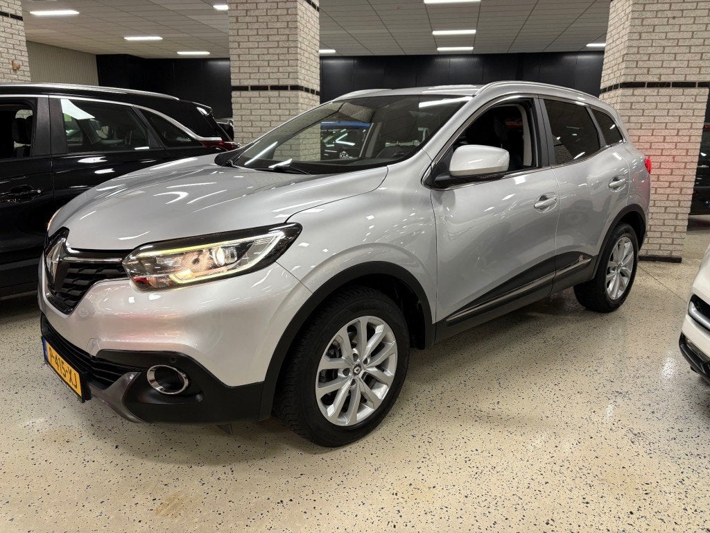 Renault KADJAR 1.5 DCI Intens Navigatie Trekhaak Keyless ECC, Auto's, Gebruikt, Euro 6, 4 cilinders, Leder