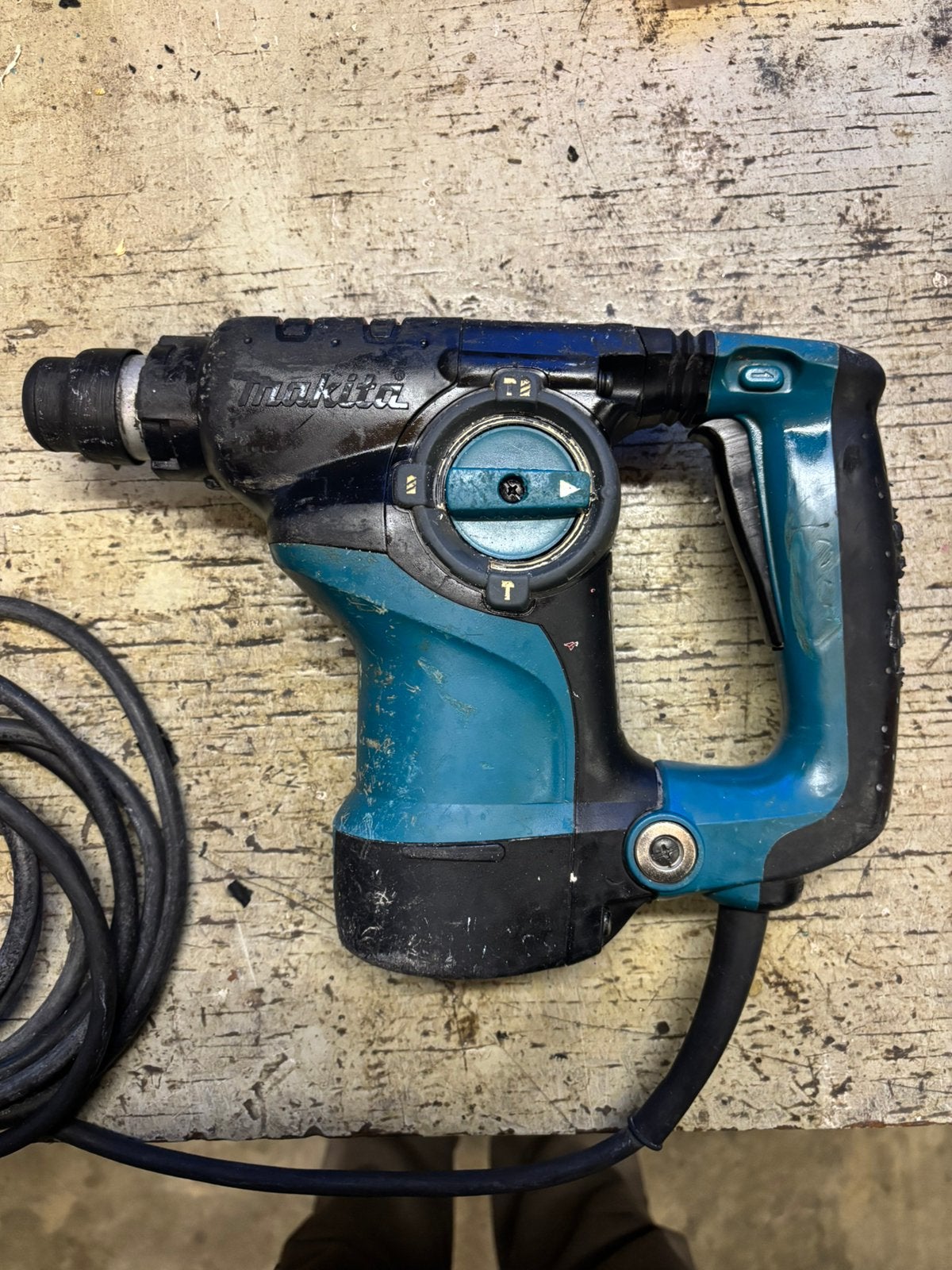 Makita boorhamer breekhamer, 600 watt of meer, Boor- en/of Breekhamer, Ophalen of Verzenden, Zo goed als nieuw